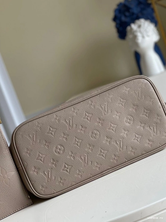 WIS VUITTON NEVERFULL LOUIS MM 0106